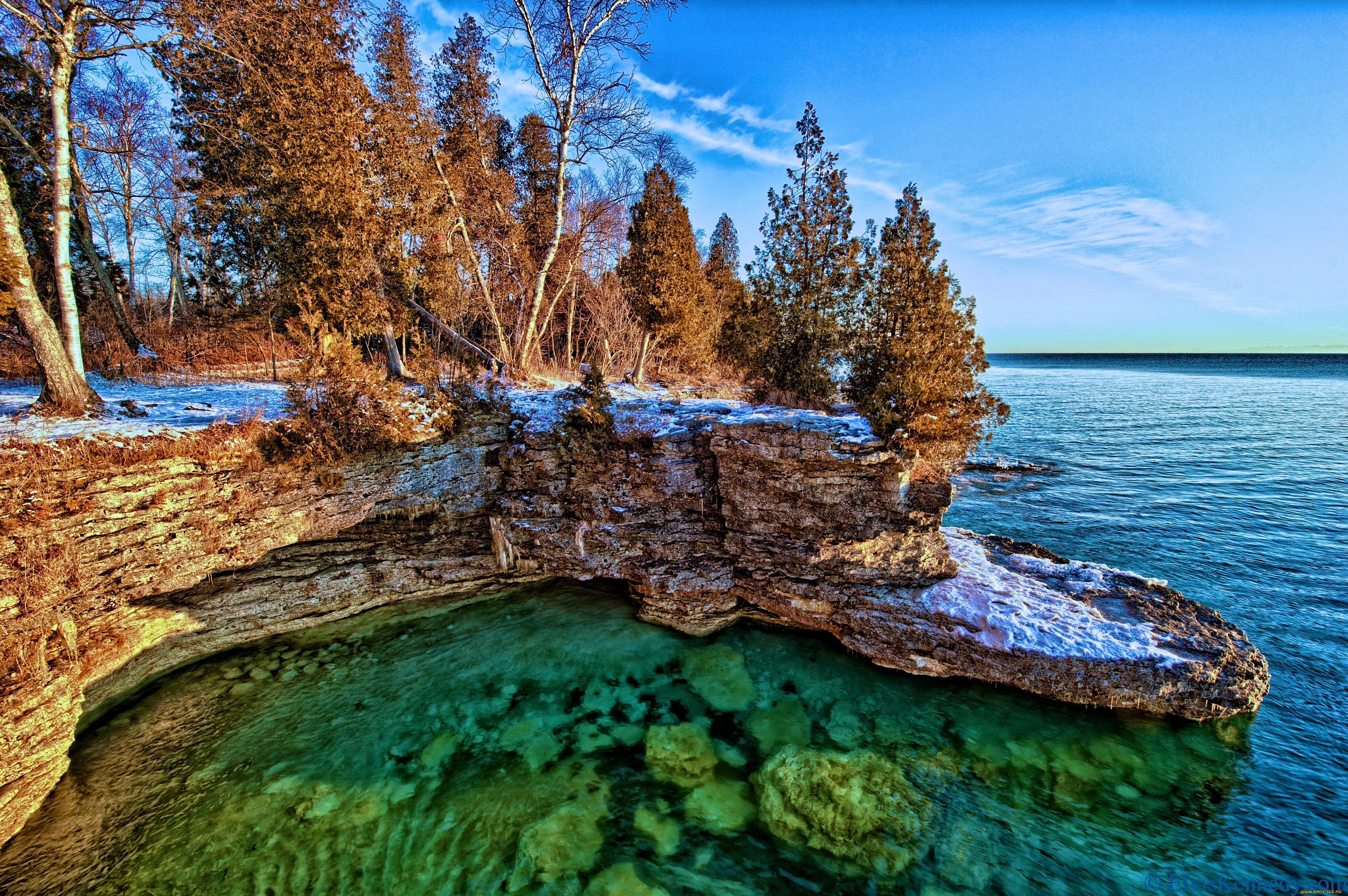 Озеро мичиган в северной америке. Озеро Гурон Канада. Озеро Гурон Северная Америка. Озеро Гурон Мичиган. Озеро Гурон Мичиган скалы.